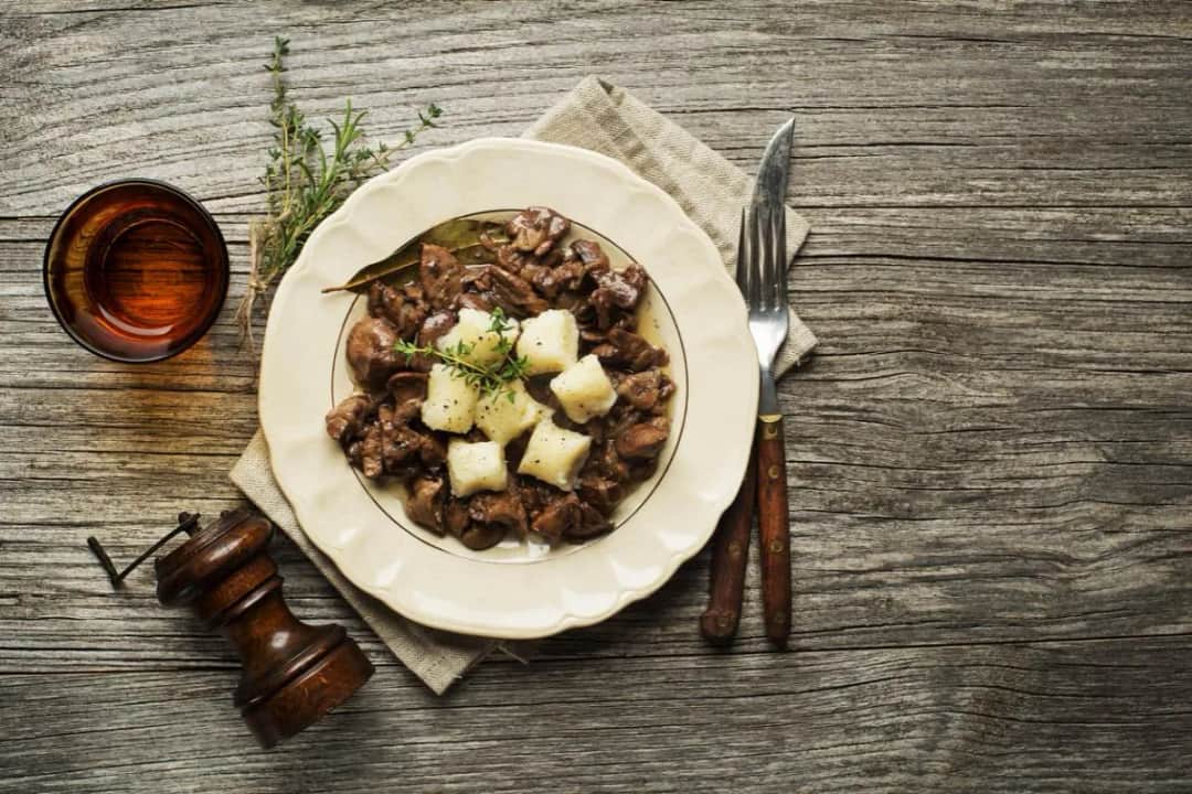 Ile gotować wątróbkę wieprzową, aby była idealnie miękka i smaczna