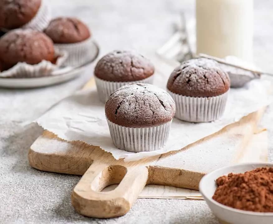 Ile piec muffinki czekoladowe, aby były idealnie puszyste?